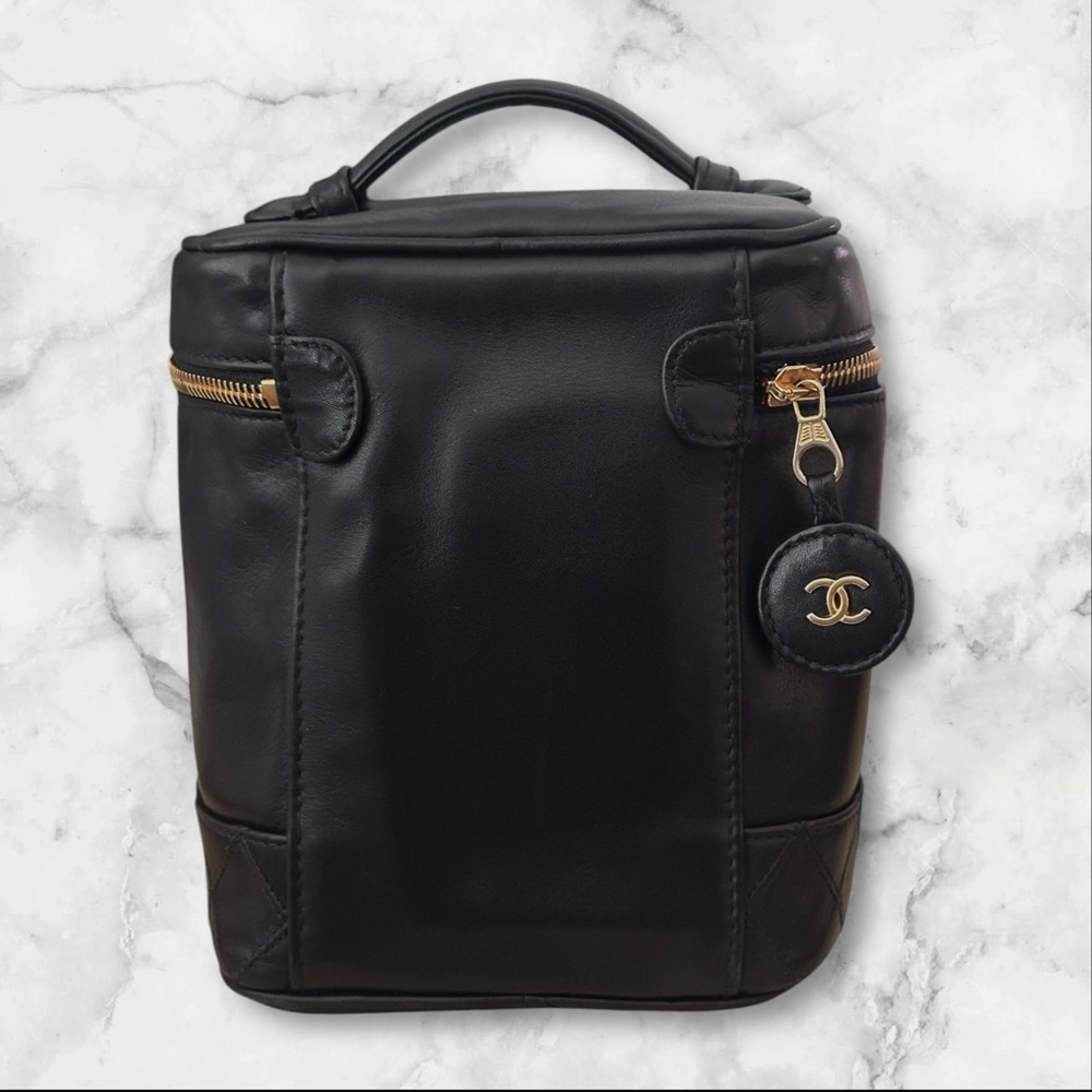 Chanel Vanity Bag - image 3